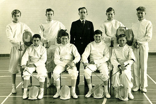 Peter Upton with his Dane Court Fencing Team in 1960 845 500px